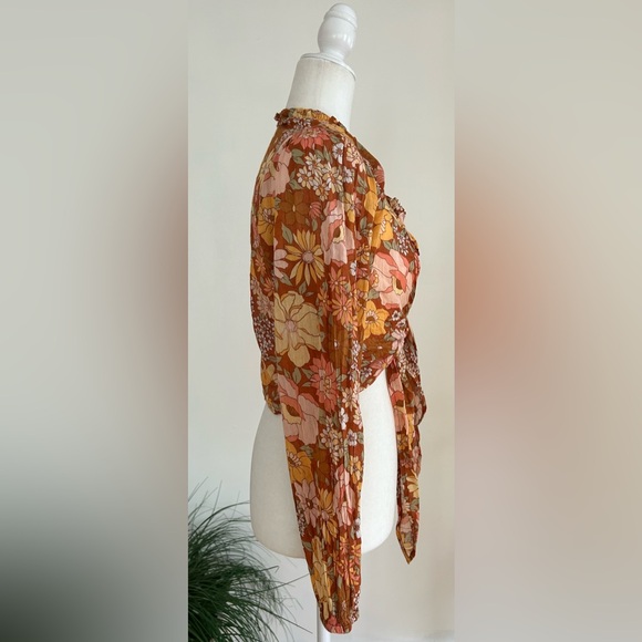 Billabong x The Salty Blonde Float On Long Sleeve Tie Front Crop Top Large - Picture 12 of 13